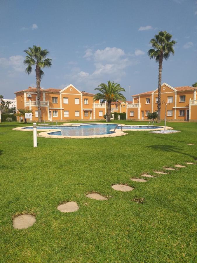 Oliva Nova Flat In Front Of Met Appartement Buitenkant foto
